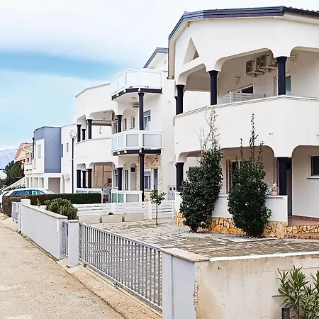 Apartman Stunning In With Wifi Vir