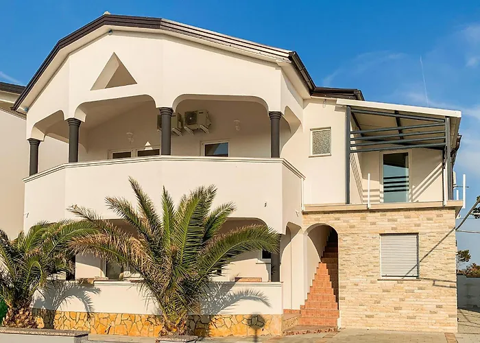 In With House Sea View 아파트