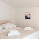 公寓 In With House Sea View *