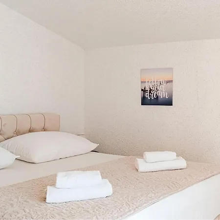 Apartment Stunning In With Wifi *