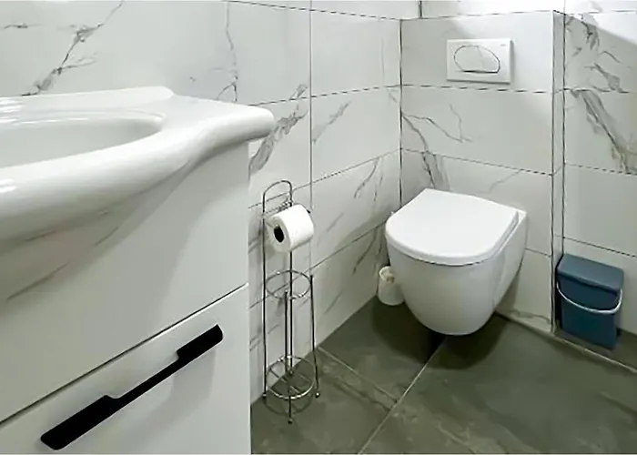 In With House Sea View Apartman Vir
